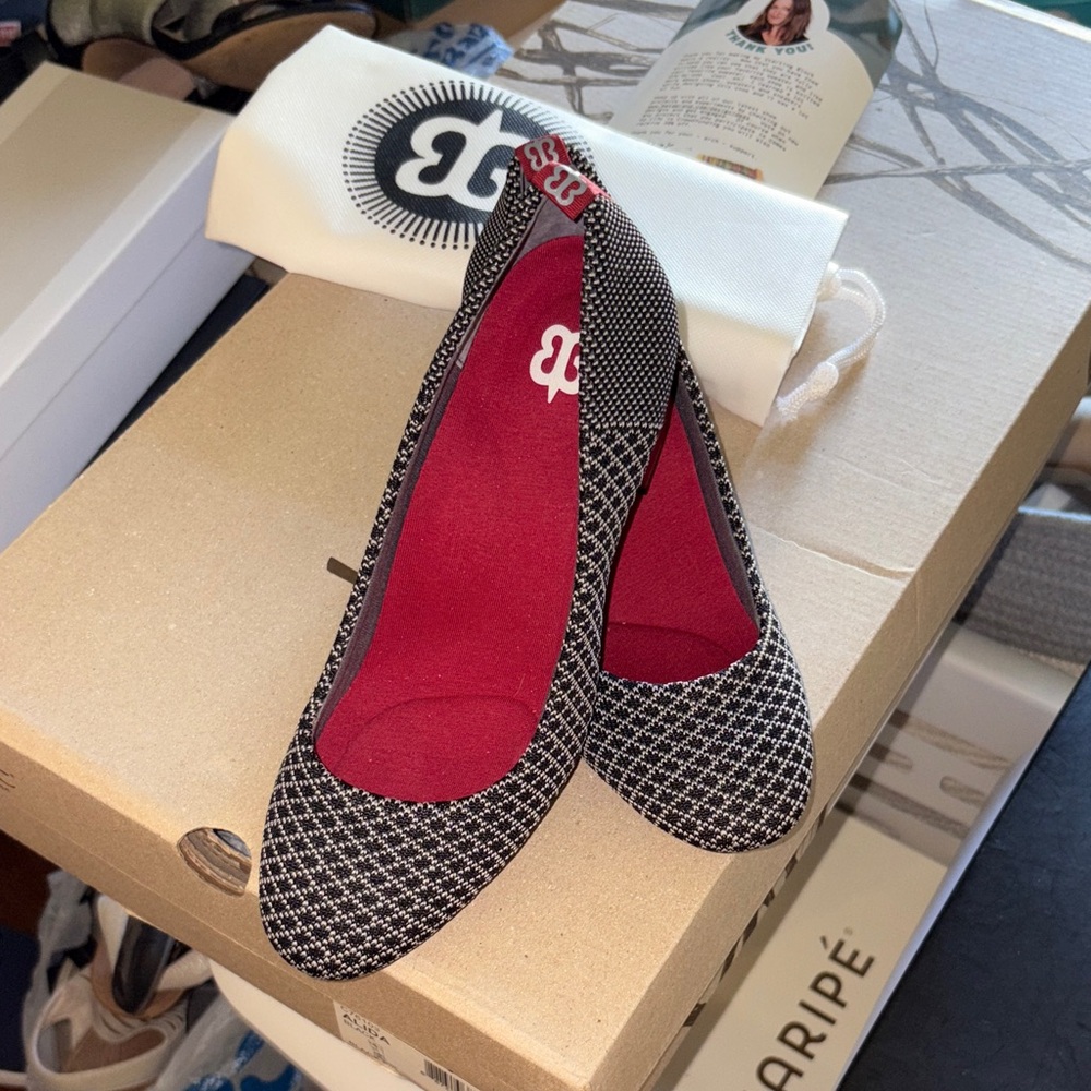 Betabrand Black and White Patterned Flats
